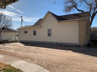 1911 W 7th St, Hastings, NE 68901