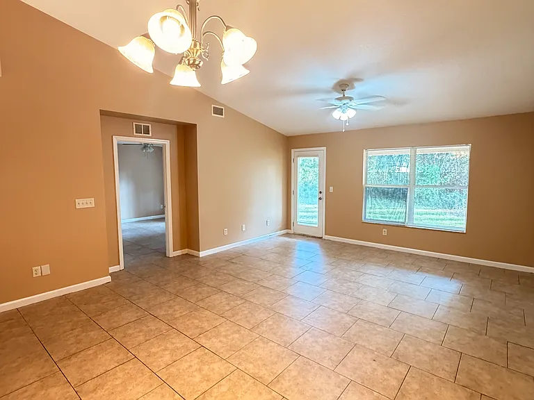 24 Ryall Ln #A — Photo 8