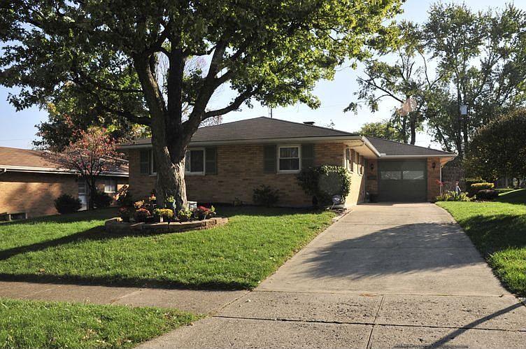 1st image of 2798 Sutton Ave
