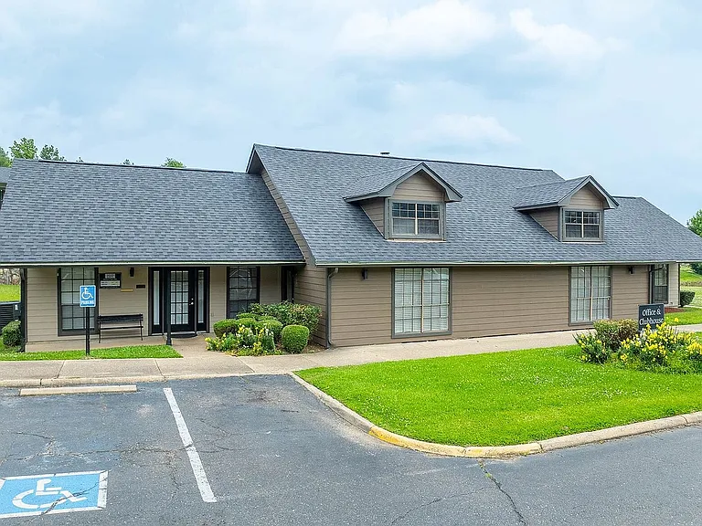 Leasing Office