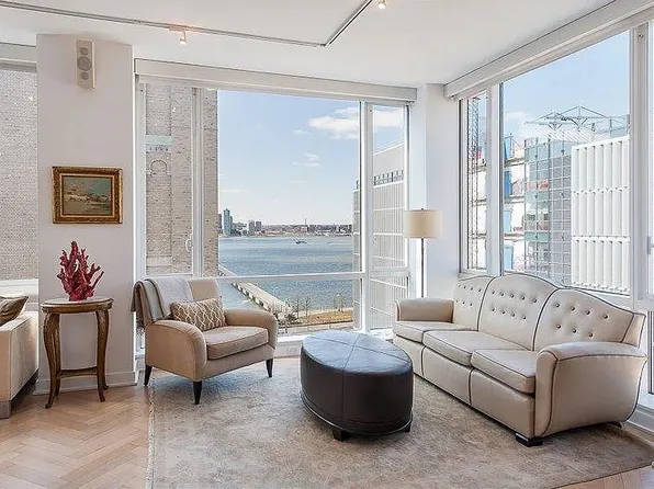 330 Spring St APT 9B, New York, NY 10013