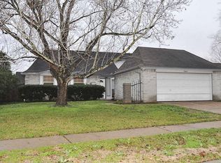 14807 Oak Pines Dr, Houston, TX 77040