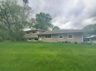 1609 S 7th Ave, Saint Charles, IL 60174