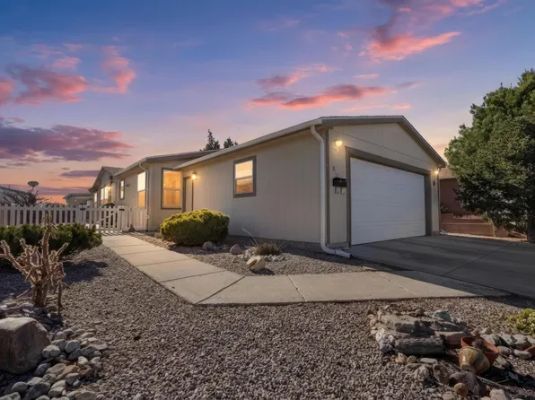 213 Sunrise Bluffs Dr, Belen, NM 87002