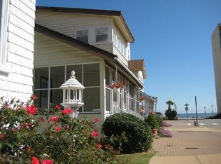 203 37th St APT T2, Virginia Beach, VA 23451
