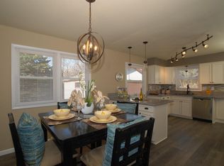 6915 N 90th St, Milwaukee, WI 53224