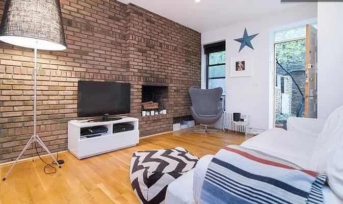 Rented by REAL New York | media 22