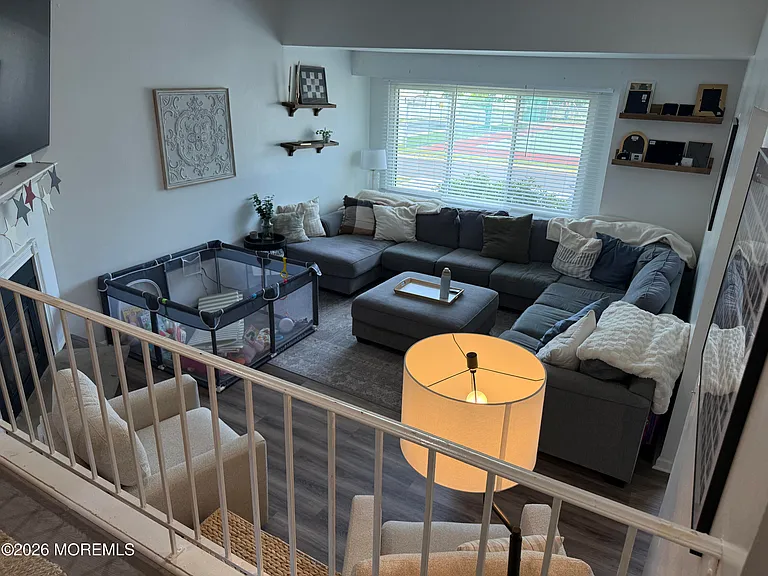 211 Clubhouse Dr — Photo 7