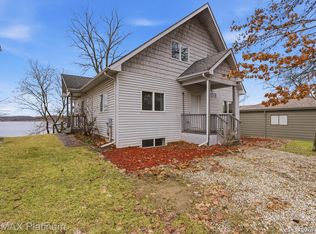 3340 Pineridge Ln, Brighton, MI 48116