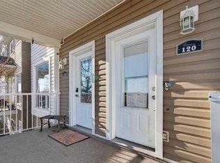 120 E Sunrise Ter NE, High River, AB T1V 0C2