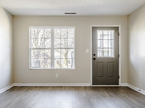 4th image of 550 Crawford Dr