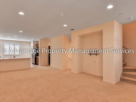 5th image of 6955 N Mariposa Ln