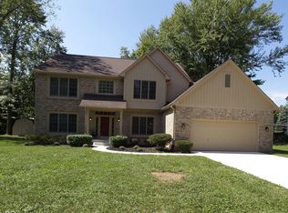 10350 Foxwood Dr W, Indianapolis, IN 46280