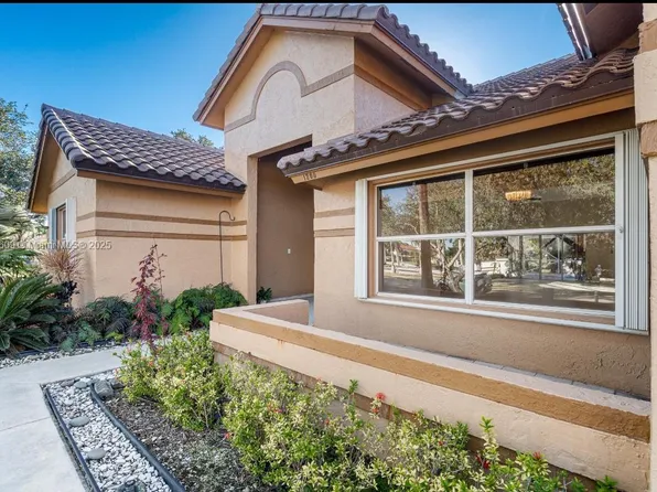 1200 NW 161st Ave, Pembroke Pines, FL 33028