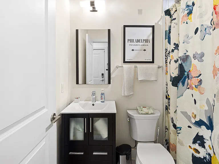 823 N Uber St #1 — Photo 16