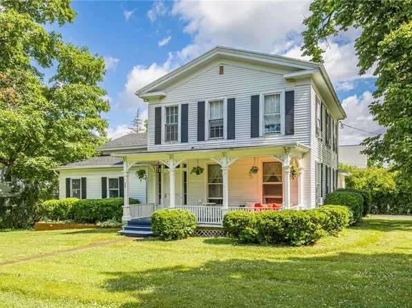 25 South St, Geneseo, NY 14454