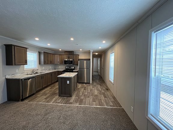 5th image of 38000 Le Chateau Blvd #48