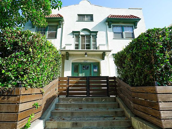2nd image of 3921 Marathon St APT 3