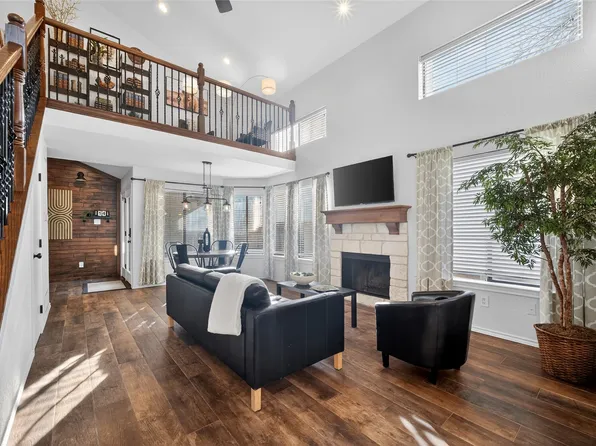 18040 Midway Rd APT 209, Dallas, TX 75287