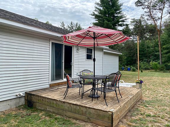 5th image of 860 W White Lake Dr