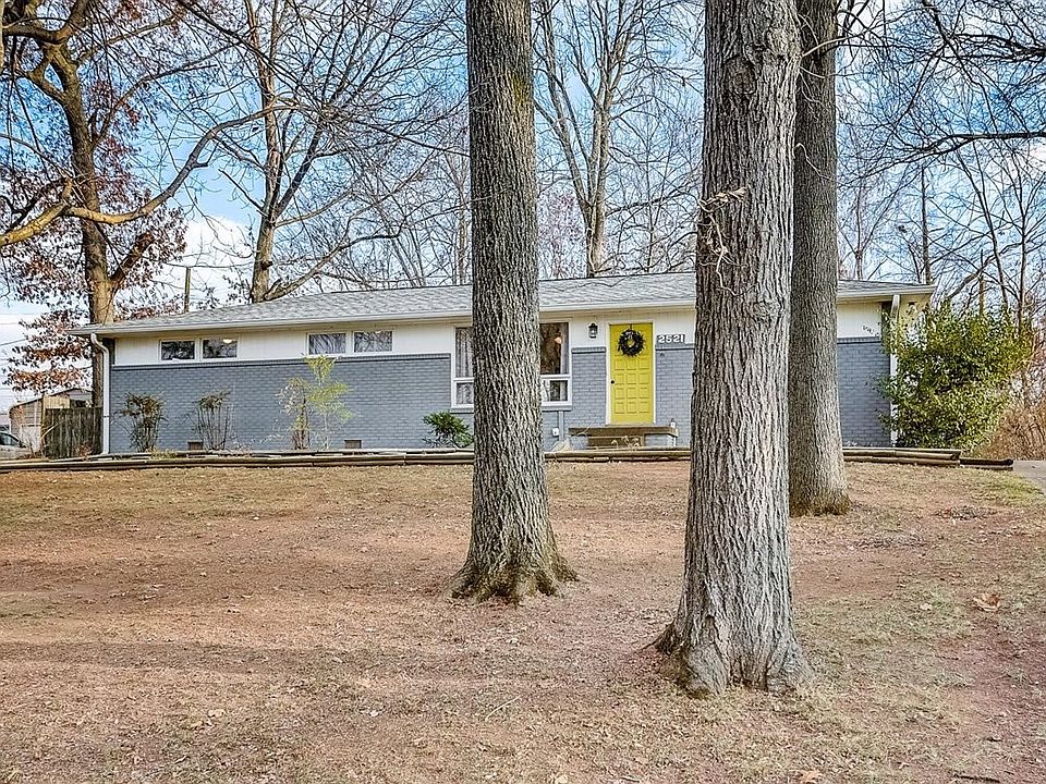 1st image of 2521 Timberwood Dr