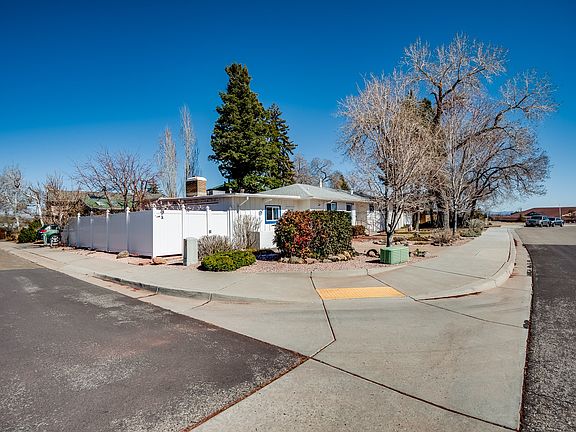 2nd image of 80 Canyon Rd