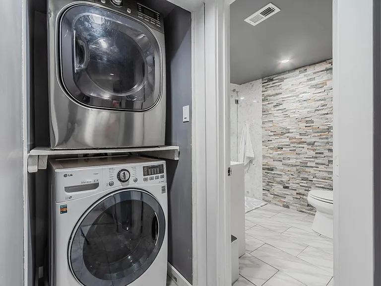 3126 Carlson Dr — Photo 14