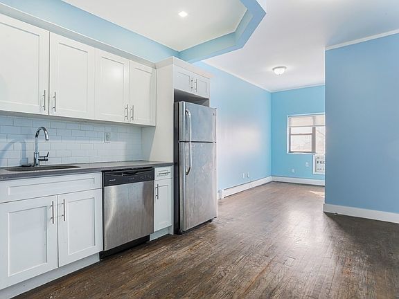2nd image of 1999 Eastern Pkwy #3B