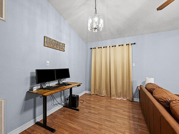 5th image of 409 McPhail St