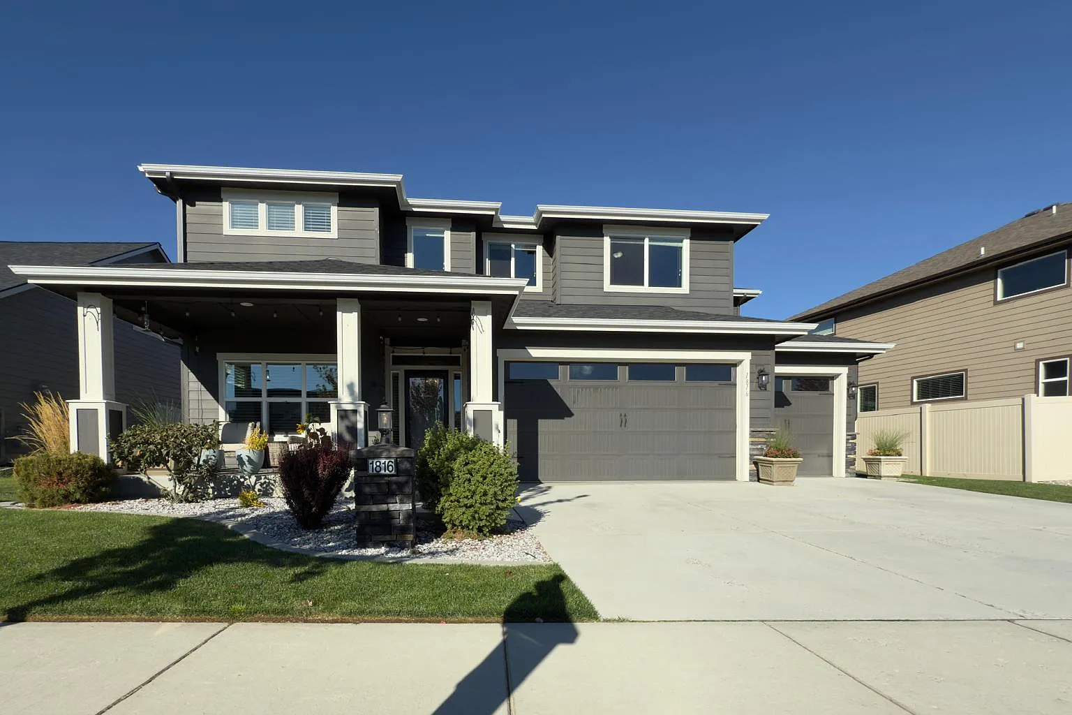 4 bed, 2.5 bath, 3114 sqft, $3,295 — Photo 1