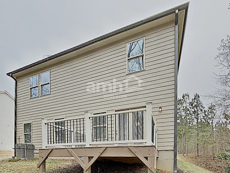 411 Pearson Cir — Photo 24