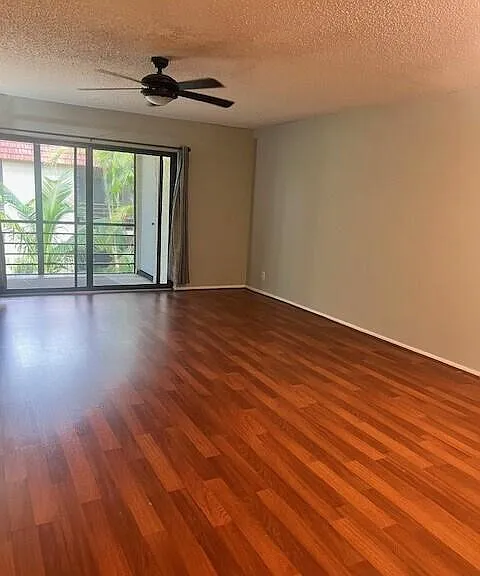 132 S Cypress Rd #523 — Photo 9