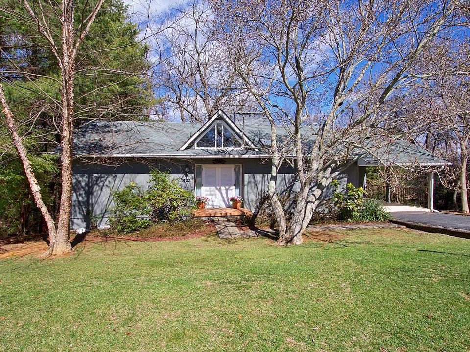 1st image of 1403 Highland Cir