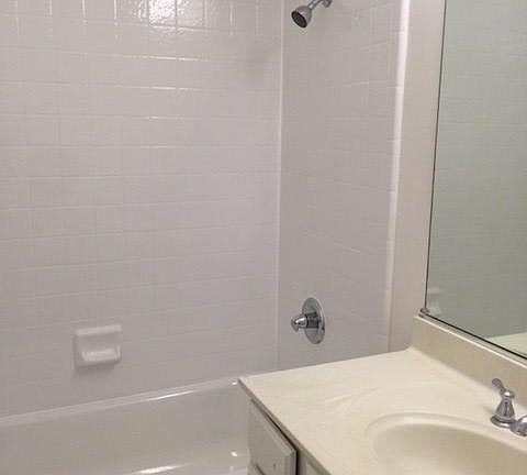 4th image of 208 Albacore Ln