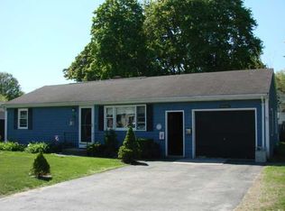 6 Zompa Rd, Barrington, RI 02806