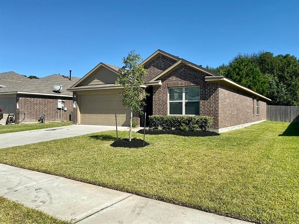 1st image of 23606 Umbrella Pine Dr
