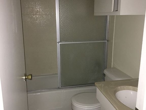 3rd image of 572 E Foothill Blvd APT 13