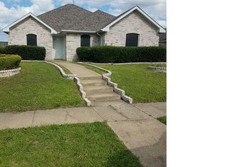 2814 Kingswood Dr, Garland, TX 75040