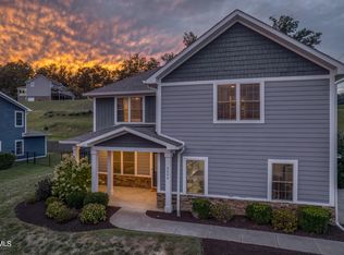 2404 Edinburgh Channel Rd, Kingsport, TN 37664