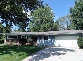 2751 Varsity Dr, Dayton, OH 45431