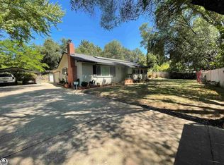 11230 Racetrack Rd, Sonora, CA 95370