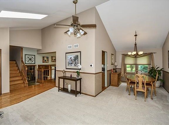 5th image of 9151 Dewberry Ln