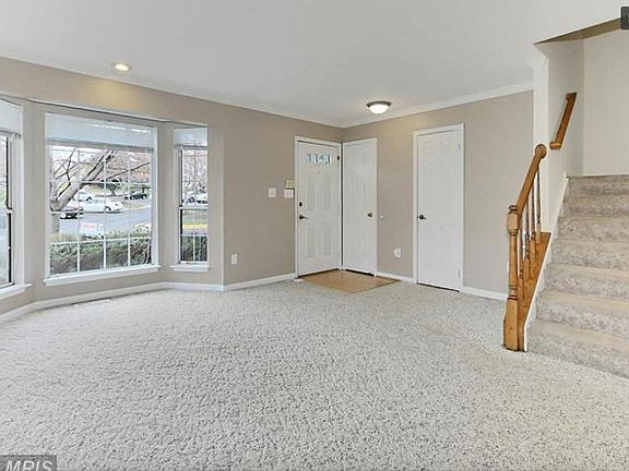 5th image of 311 Bentley Ct
