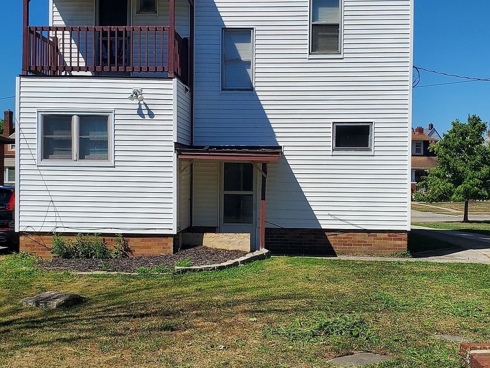 1st image of 271 E 193rd St