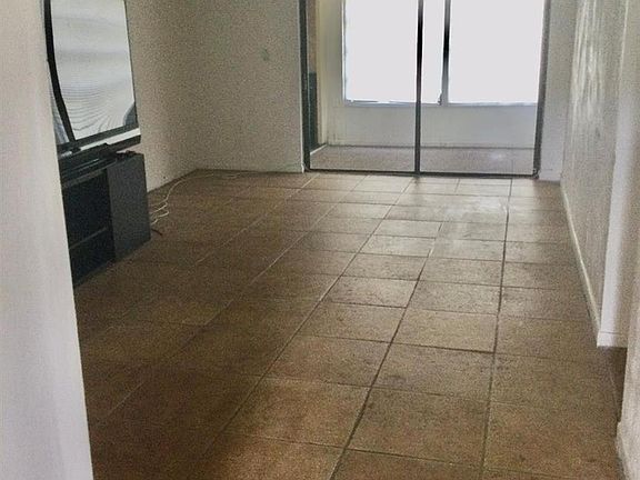 3rd image of 9233 SW 8th St APT 110