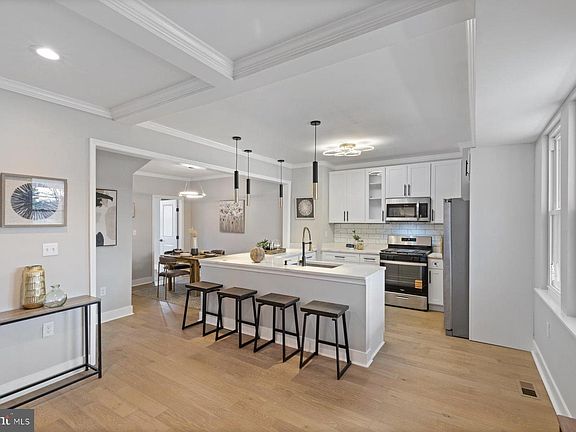 5th image of 4632 Old Court Rd