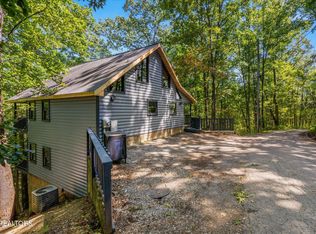 2633 Whipoorwill Hill Way, Sevierville, TN 37862