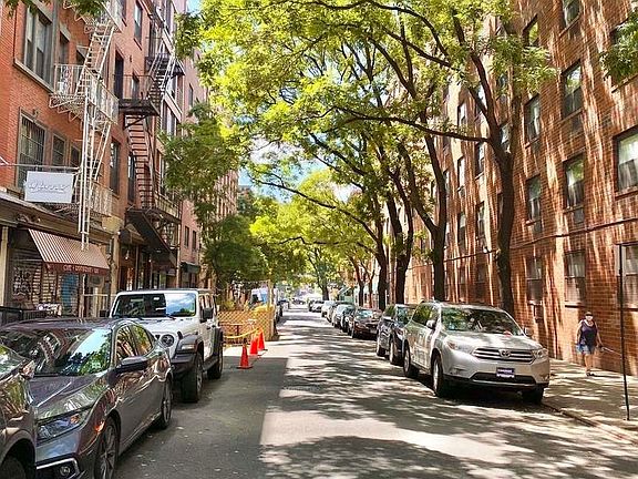 2nd image of 202 Elizabeth St APT 15