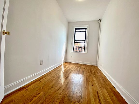 3rd image of 89 Crooke Ave APT 5F