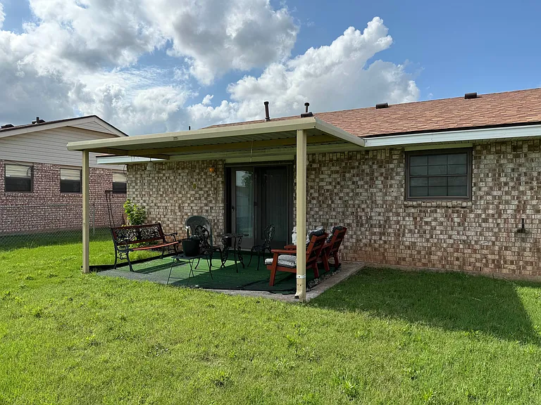 6932 SW Cherokee Ave — Photo 5